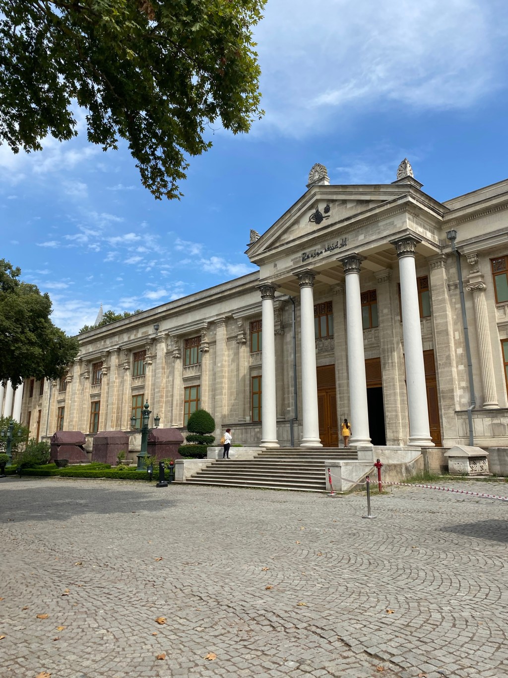 Geçmişin Gölgesinde Bir Kahve Molası: İstanbul Arkeoloji&nbsp;Müzesi